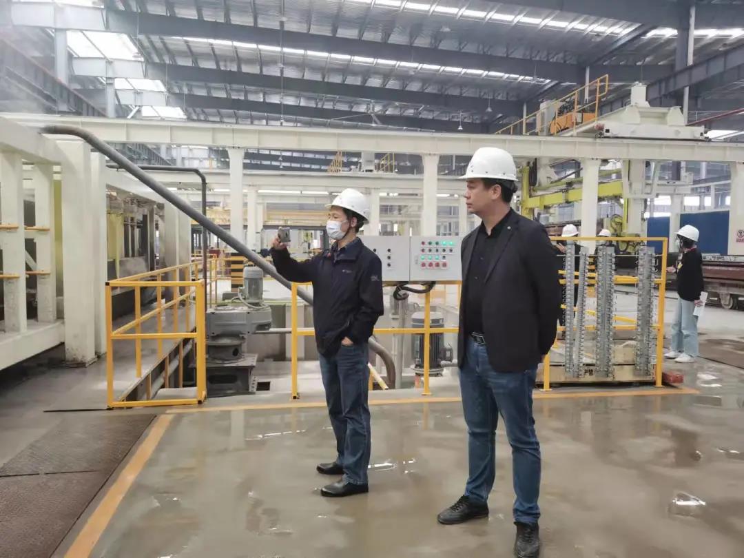 武漢設(shè)計院蒞臨飛山奇新材考察調(diào)研 武漢設(shè)計院蒞臨飛山奇新材考察調(diào)研