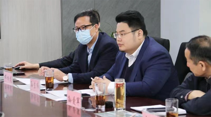 臨沂市金融監(jiān)督管理局楊主任一行蒞臨東岳機(jī)械做企業(yè)上市調(diào)研指導(dǎo) 臨沂市金融監(jiān)督管理局楊主任一行蒞臨東岳機(jī)械做企業(yè)上市調(diào)研指導(dǎo)